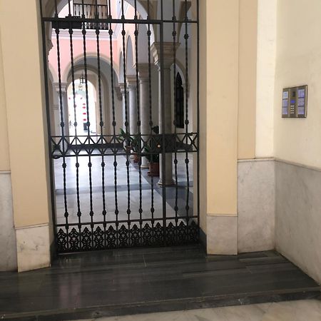 Apartamento Semi-Industrial Palacio Castilla Херес де ла Фронтера Екстериор снимка